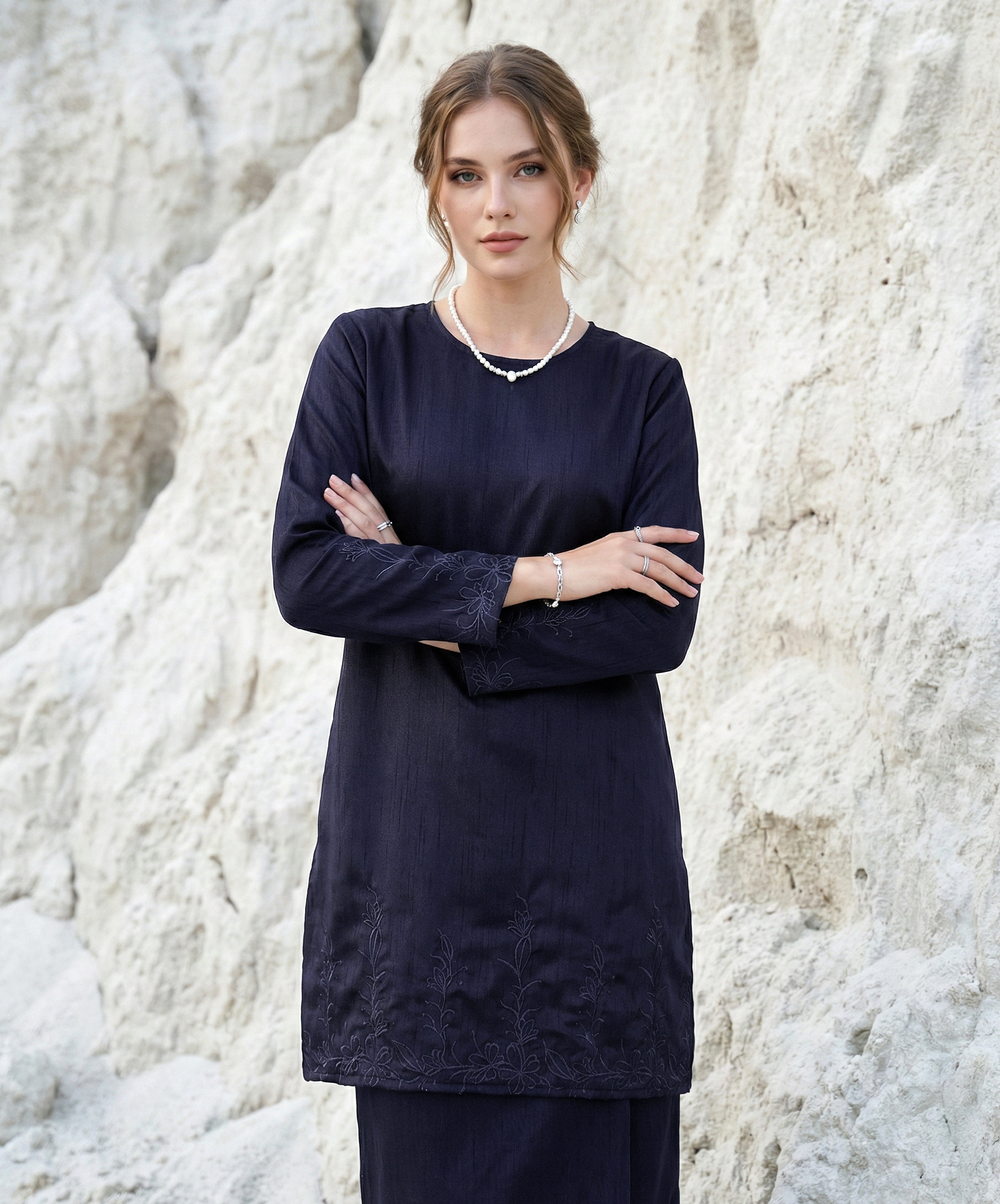 BAJU KURUNG PAHANG MODEN FIANNA (NAVY BLUE)